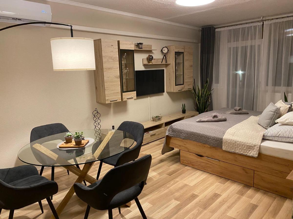 Centrum Apartman Kaposvár Exteriér fotografie